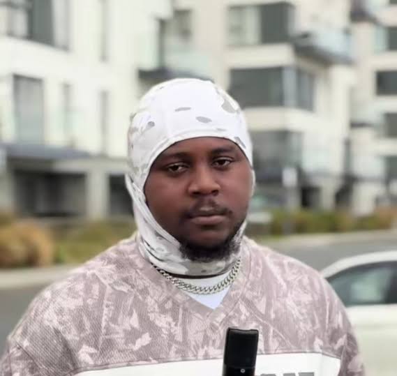 Khenyzee – Aro Oma (Acoustic Version)