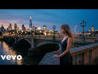 Taylor Swift - Blue Hour