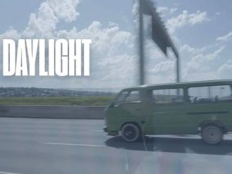 Bees & Honey – Daylight