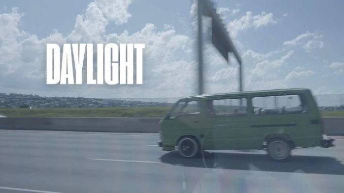 Bees & Honey – Daylight