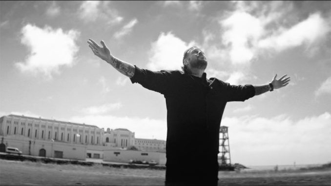 Jelly Roll - Hands Up