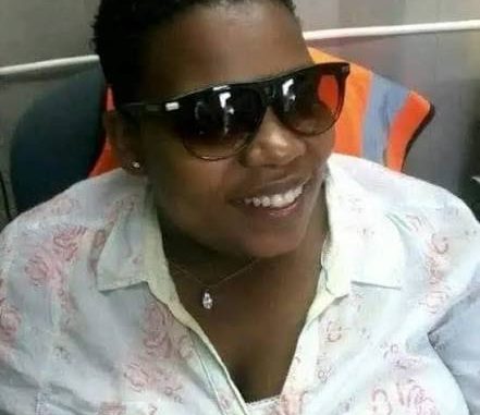Ndiyacela Bawo – Uzumgcine Umama