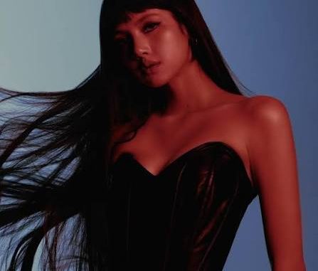 LISA – Sweat